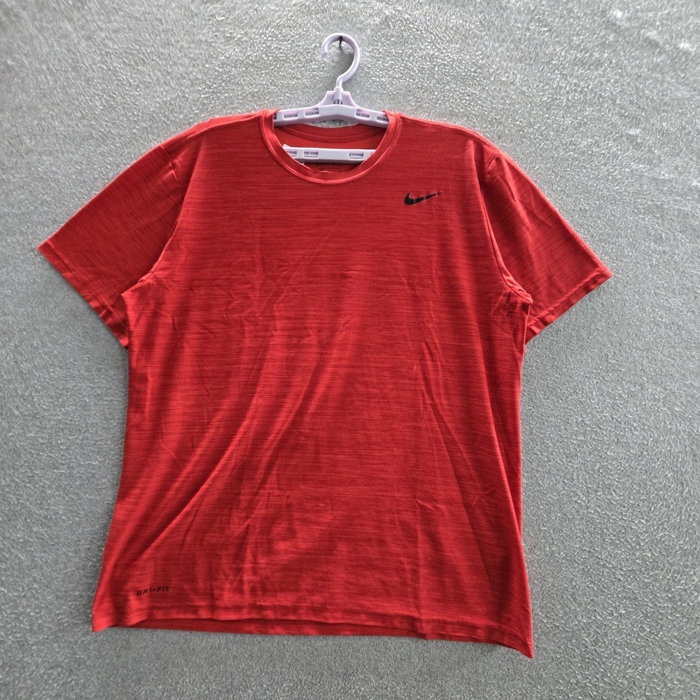 Nike Men Shirt L Red Dri-Fit Activewear Swoosh Logo Short Sleeve Crew Neck Tee‎